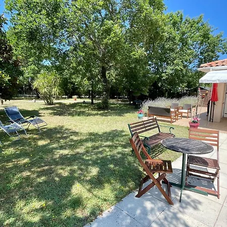Ferienhaus Idyllisches Ferienhaus Mit Pool Und Grossem Garten *